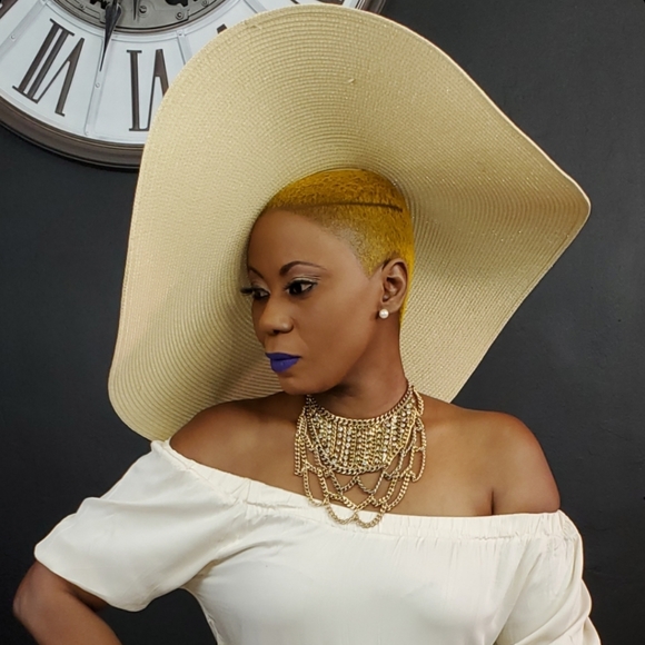 Hat - Picture 6 of 6